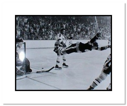 Bobby Orr Boston Bruins NHL "The Dive" Double Matted 8" x 10" Photograph