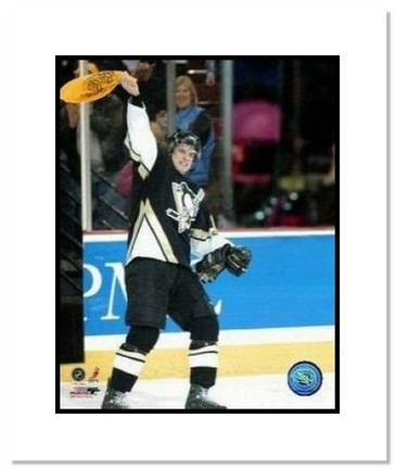 Sidney Crosby Pittsburgh Penguins NHL "Terrible Towel" Double Matted 8" x 10" Photograph