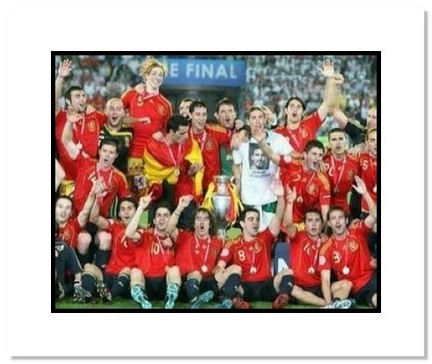 (Spain) "2008 European Championship Team Celebration with Trophy" Double Matted 8" x 10" Photograph