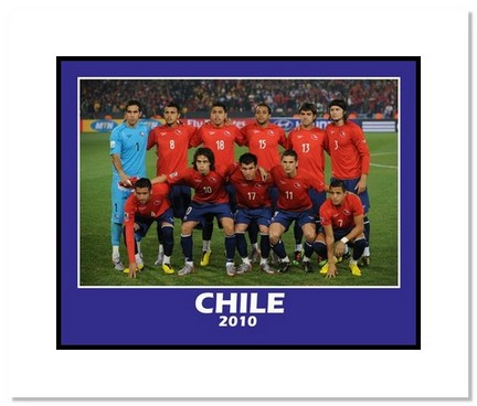 2010 Team Chile "World Cup Starting Eleven" Double Matted 8" x 10" Photograph