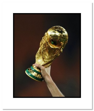 2010 Team Spain "World Cup Trophy" Double Matted 8" x 10" Photograph