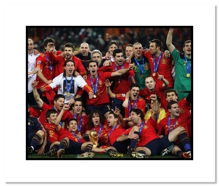 2010 Team Spain "World Cup Celebration 2" Double Matted 8" x 10" Photograph