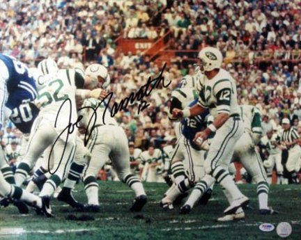Joe Namath New York Jets NFL Autographed "Throwing" 16" x 20" Photograph