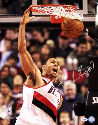 Brandon Roy Portland Trailblazers NBA Autographed "Dunking" 16" x 20" Photograph