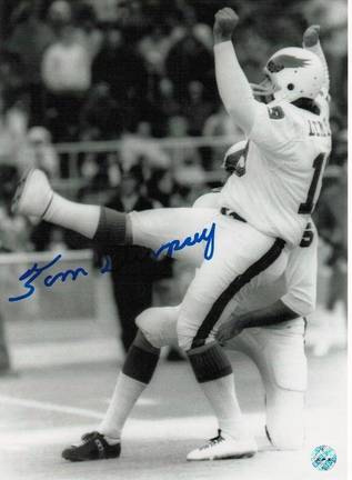 Tom Dempsey Philadelphia Eagles Autographed Black and White 8" x 10" Unframed Photograph