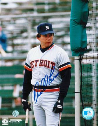 Darrell Evans Autographed "In The Batting Cage" Detroit Tigers 8" x 10" Photo