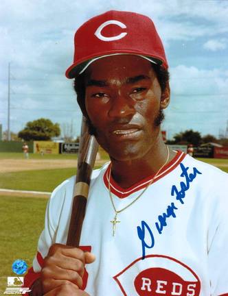 George Foster Autographed "Pose" Cincinnati Reds 8" x 10" Photo