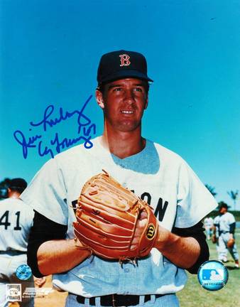 Jim Lonborg Autographed "Pose" Boston Red Sox 8" x 10" Photo Inscribed "Cy Young 67"