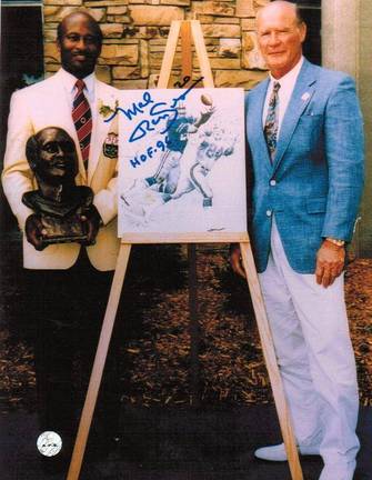 Mel Renfro Dallas Cowboys Autographed "Posing" 8" x 10" Unframed Photograph Inscribed with "HOF