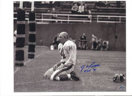 Y.A. Tittle New York Giants Autographed 16" x 20" Horizontal Photograph Inscribed "HOF '71" (Unframe