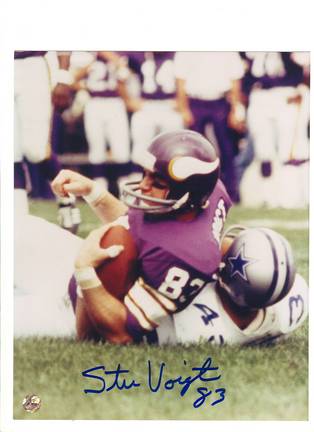 Stu Voigt Minnesota Vikings Autographed 8" x 10" Photograph with "83" Inscription (Unframed)