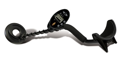 Discovery 1100 Series Metal Detector by Bounty Hunter