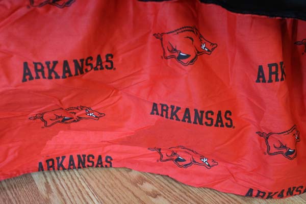Arkansas Razorbacks Printed Dust Ruffle (King)