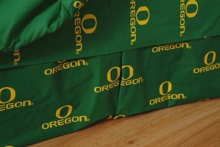 Oregon Ducks Printed Dust Ruffle (Queen)