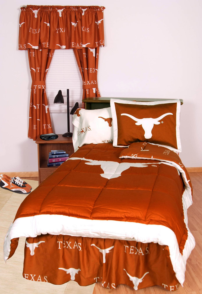 Texas Longhorns Bed-in-a-Bag with Reversible Comforter (King)