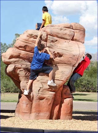 Large NatureRocks Sandstone Boulder from Everlast Climbing