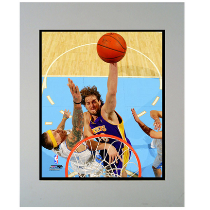 Pau Gasol 11" x 14" Matted Photograph (Unframed)