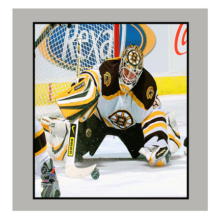 Manny Fernandez Boston Bruins "White Jersey" 11" x 14" Matted Photograph (Unframed)