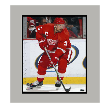 Niklas Lidstrom Detroit Red Wings 11" x 14" Matted Photograph (Unframed)