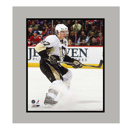 Sidney Crosby 11" x 14" Matted Photograph (Unframed)