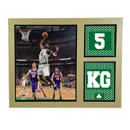 Kevin Garnett 11" x 14" Matted Photograph with Statistics (Unframed)