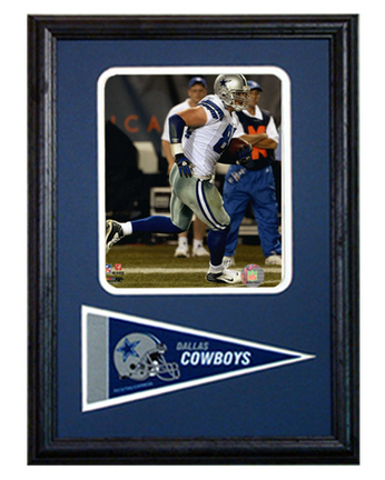 Dallas Cowboys Jason Witten Photograph with Team Pennant in a 12" x 18" Deluxe Frame