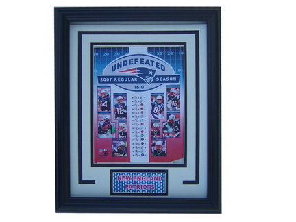 2007 New England Patriots Patriots "16-0" Photograph with Name Plate in a 11" x 17" Deluxe Frame