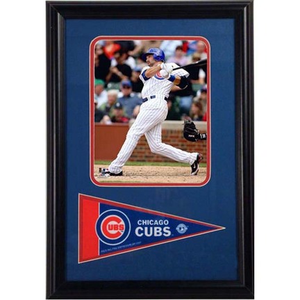 Mark DeRosa Photograph with Team Pennant in a 12" x 18" Deluxe Frame