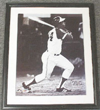 Hank Aaron Autographed 16" x 20" Photograph in a Deluxe Frame 