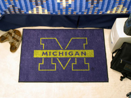 Michigan Wolverines 19" x 30" Starter Mat