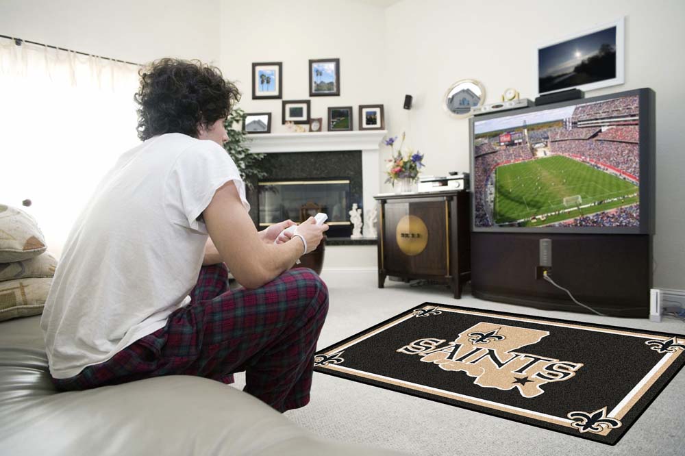 New Orleans Saints 4' x 6' Area Rug