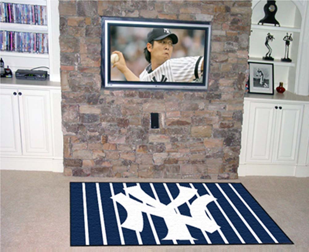 New York Yankees 5' x 8' Area Rug