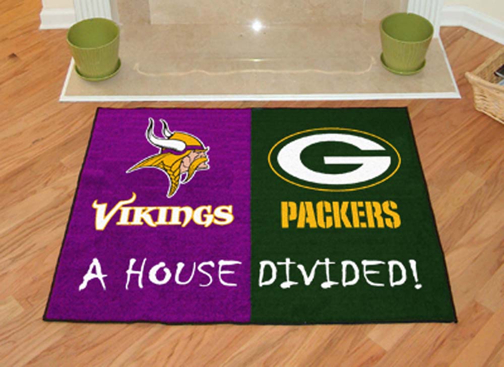 Minnesota Vikings and Green Bay Packers 34" x 45" House Divided Mat