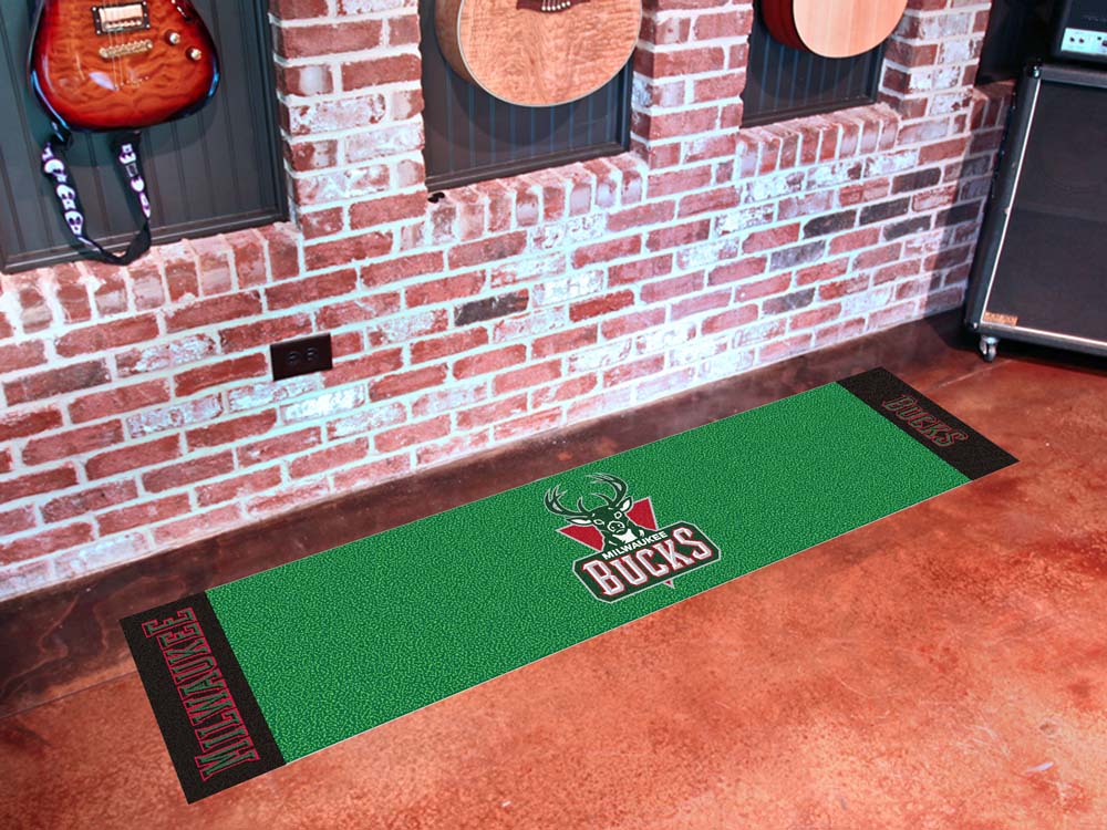 Milwaukee Bucks 18" x 72" Putting Green Runner