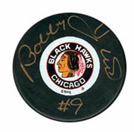 Blackhawks on Bobby Hull Autographed Chicago Blackhawks Hockey Puck