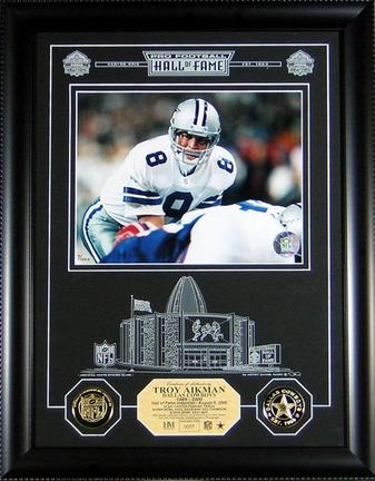 Troy Aikman Hall of Fame Archival Etched Glass 6" x 9" Framed Photograph and Medallion Set