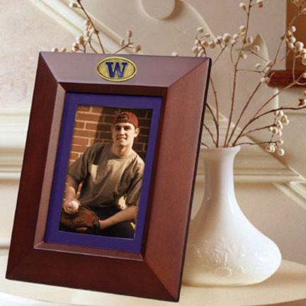 Washington Huskies 5" x 7" Vertical Brown Picture Frame