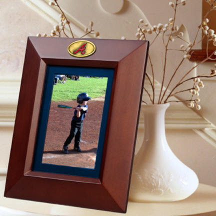 Atlanta Braves 5" x 7" Vertical Brown Picture Frame