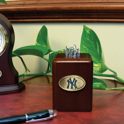 New York Yankees Wood Paper Clip Holder