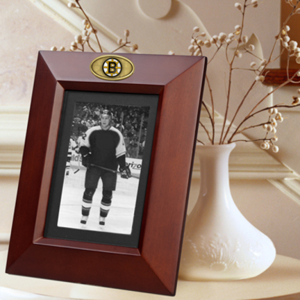 Boston Bruins 5" x 7" Vertical Brown Picture Frame