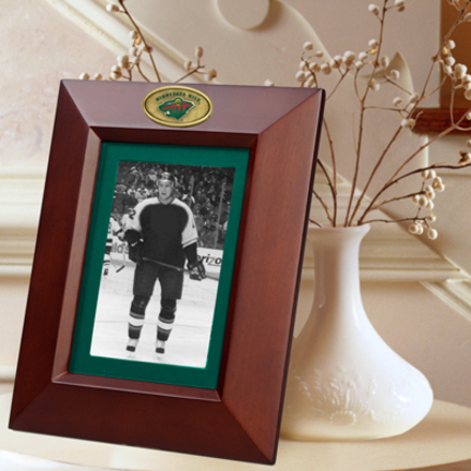 Minnesota Wild 5" x 7" Vertical Brown Picture Frame