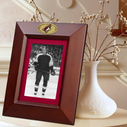 Phoenix Coyotes 5" x 7" Vertical Brown Picture Frame