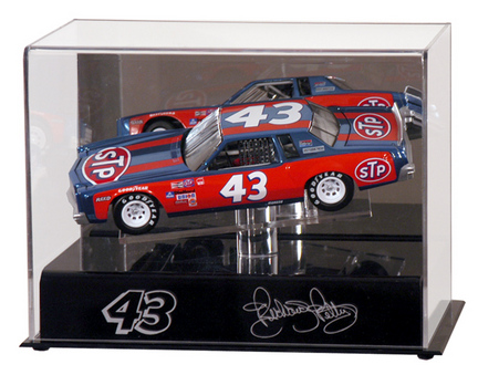 Richard Petty 1/24th Die Cast Car Display Case with Platform