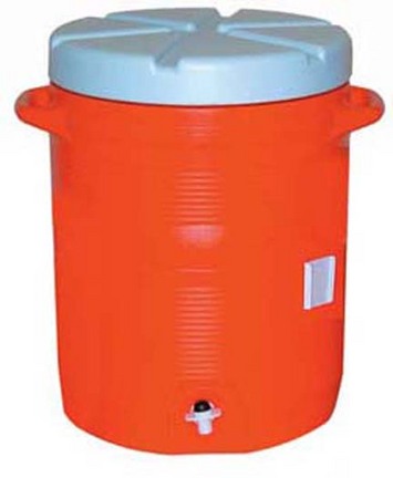 5 Gallon Rugged Beverage Cooler from Rubbermaid