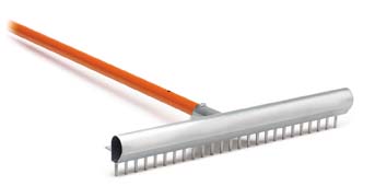 AccuSmooth 22" Maintenance Bunker Rake with 66" Aluminum Handle