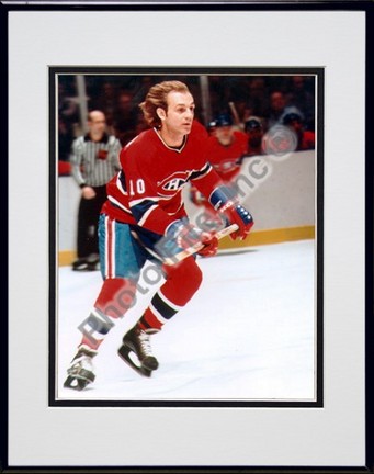 Guy Lafleur, Montreal Canadiens Double Matted 8" X 10" Photograph in Black Anodized Aluminum Frame