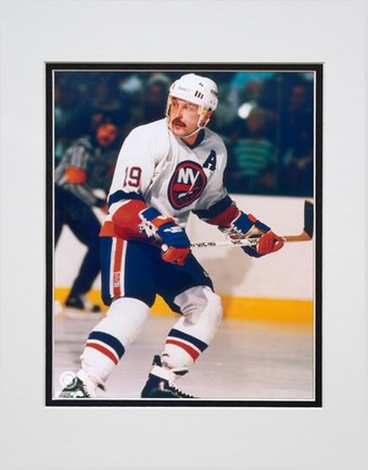 Bryan Trottier "Action" Double Matted 8” x 10” Photograph (Unframed)