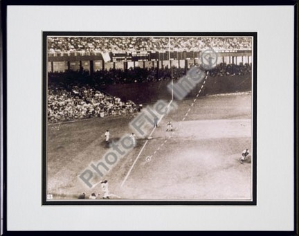 Bobby Thomson, New York Giants "1951 Home Run Dotted Line" Double Matted 8" X 10" Photograph in Blac