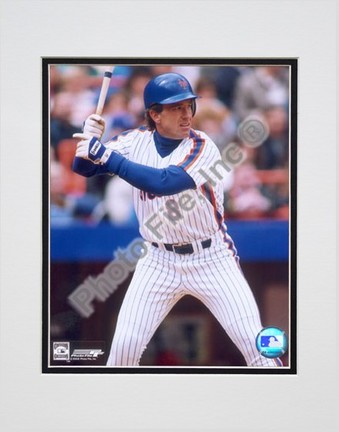 Gary Carter, New York Mets Double Matted 8" X 10" Photograph (Unframed)