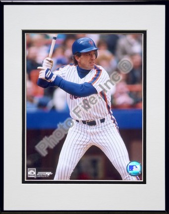 Gary Carter, New York Mets Double Matted 8" X 10" Photograph in Black Anodized Aluminum Frame